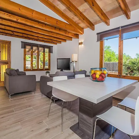 Villa Family Between Pollenca Towns