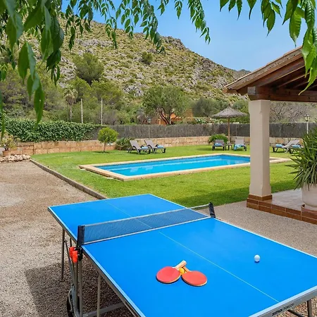Villa Family Between Pollenca Towns
