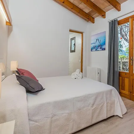 Villa Family Between Pollenca Towns